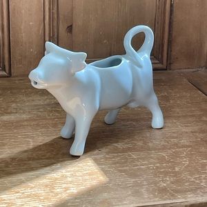 Apilco cow creamer